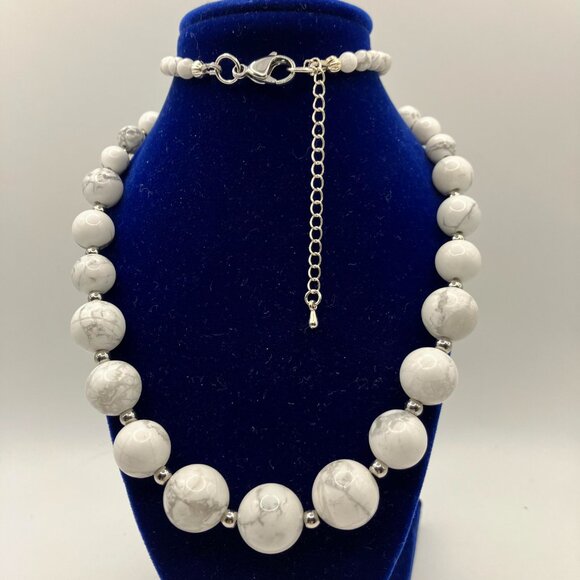 Howlite Gemstone Graduated 20 inch Necklace Handmade Brand New Gift Box included - Picture 13 of 15